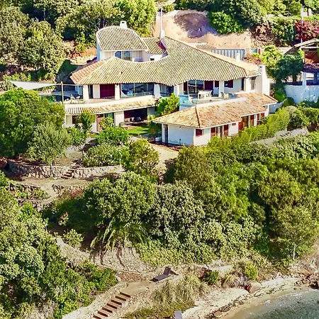 Villa Pierre Puccinelli * פורטו-וישיו