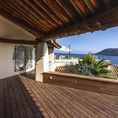 Вилла Villa Pierre Puccinelli